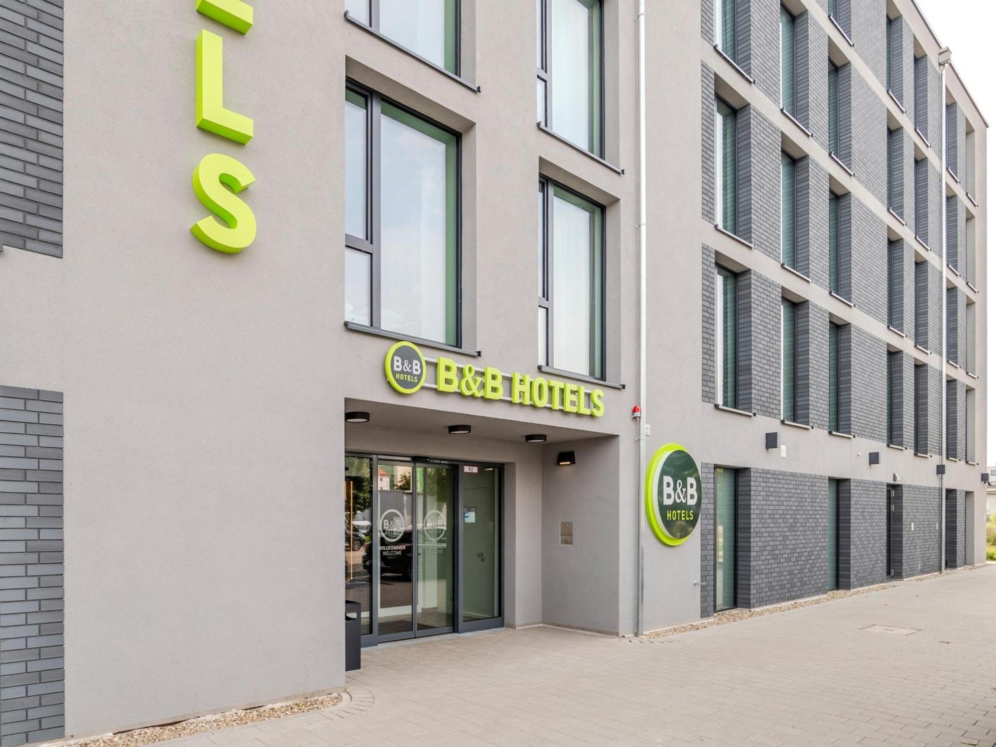 B&B Hotel Offenburg-Hbf Exterior photo